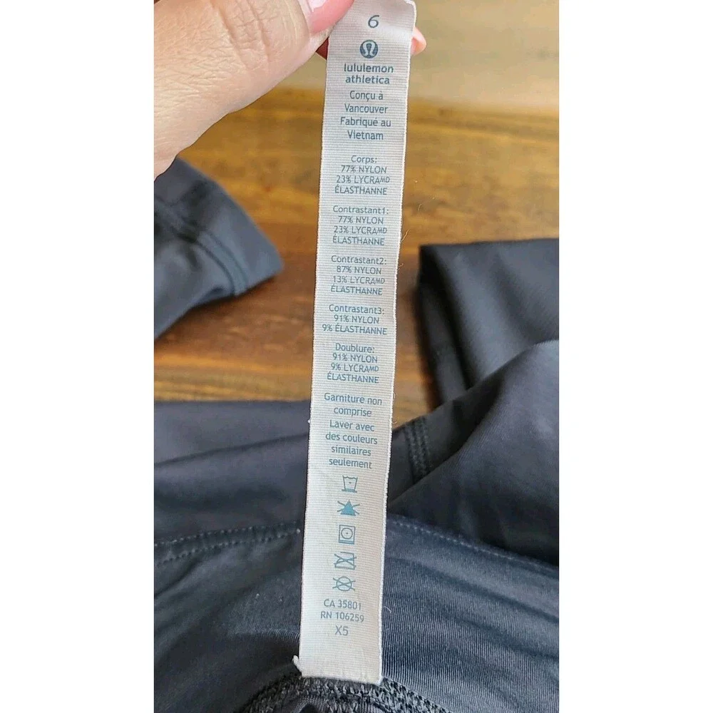 Lululemon Black Cropped Leggings Size 6